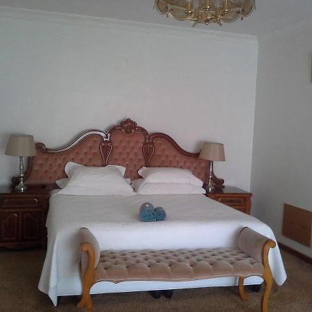 Naleli Guest House Selomas Екстериор снимка